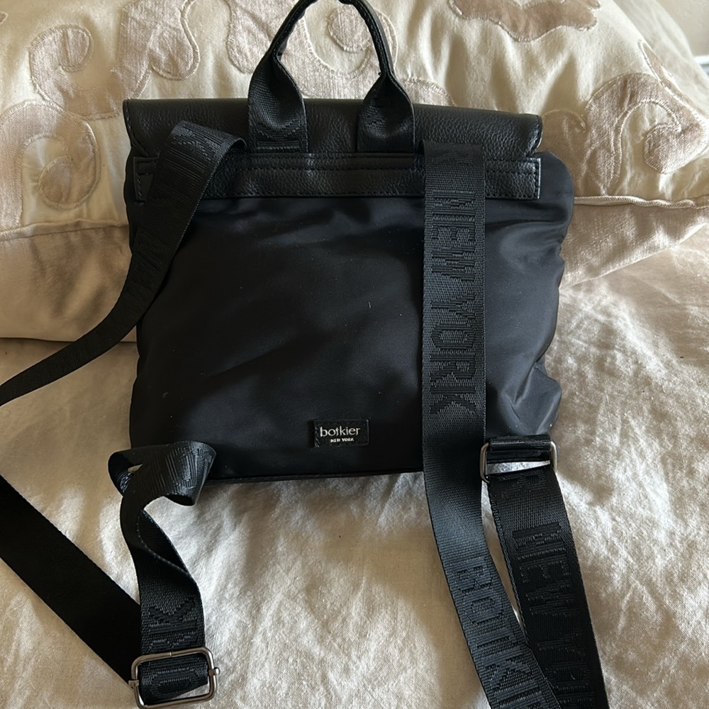 Botkier backpack - Picture 2 of 3